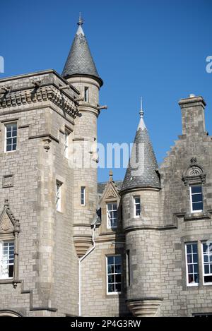 Tours d'une maison de campagne de 19th siècles, Château de Glengorm (Château Sorn), île de Mull, Hébrides intérieures, Écosse, Royaume-Uni Banque D'Images