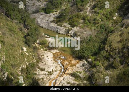 Étang, rivière, gorge, Cavagrande del Cassibile, Sicile, Italie Banque D'Images