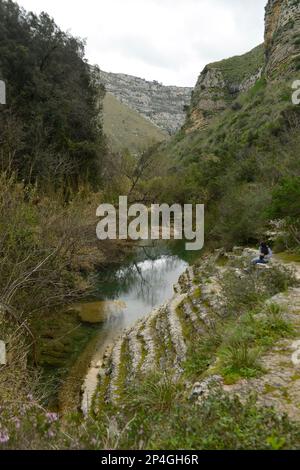 Étang, rivière, gorge, Cavagrande del Cassibile, Sicile, Italie Banque D'Images