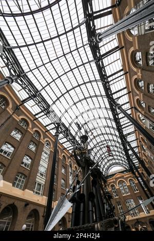 Sculpture de steampunk, Hays Galleria, Londres Banque D'Images