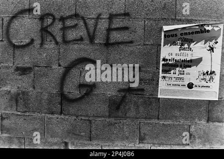 Archives 90ies: 'Dath to G7', graffiti anti-G7, Lyon, France, 1996 Banque D'Images