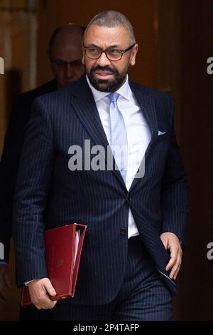 Londres ,Royaume-Uni 06/03/2023. Aujourd'hui, le secrétaire aux Affaires étrangères James est perçu comme une relation avec l'Argentine à l'extérieur de Downing Street, à Londres Banque D'Images