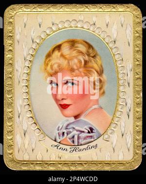 Portrait d'Ann Harding - carte à cigarettes allemande ancienne Banque D'Images