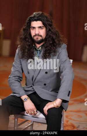 Singer Israel Fernandez pose pour des photos lors de la présentation du Festival de musique universelle 2023 au Teatro Real de Madrid. (Photo par Atilano Garcia / SOPA Images / Sipa USA) Banque D'Images