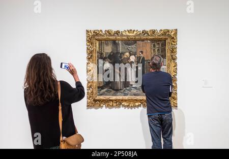 'El beso de la reliquia" par Joaquin Sorolla'. Museo de Bellas Artes ou musée des Beaux-Arts, Bilbao, Espagne Banque D'Images