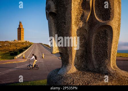 Détail de Breogan statue et tour d'Hercule, phare romain, ville de La Corogne, Galice, Espagne Banque D'Images