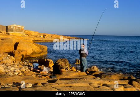 Les pêcheurs de 'El Playazo'. Le parc naturel de Cabo de Gata-Nijar. La biosphère, la province d'Almeria, Andalousie, Espagne Banque D'Images