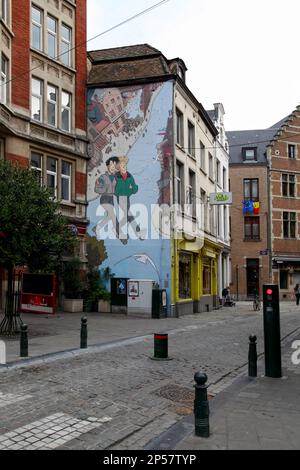 Bruxelles, Belgique - 26 août 2017 : le mur de Broussaillle situé dans la rue du marché au Charbon a été la première fresque de bande dessinée à être peinte en juillet 199 Banque D'Images