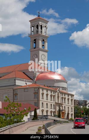 Pristina, Kosovo - 22 mai 2019 : la cathédrale Sainte mère Teresa est une cathédrale catholique romaine dédiée à mère Teresa. Banque D'Images