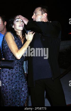 18 décembre 2001, Los Angeles, Californie, Etats-Unis: HEIDI FLEISS et l'acteur TOM SIZEMORE assistent à la première de Black Hawk Down à l'Académie de Motion Pictures à Beverly Hills. (Credit image: © Ed Geller/Globe photos/ZUMA Wire) USAGE ÉDITORIAL SEULEMENT! Non destiné À un usage commercial ! Banque D'Images