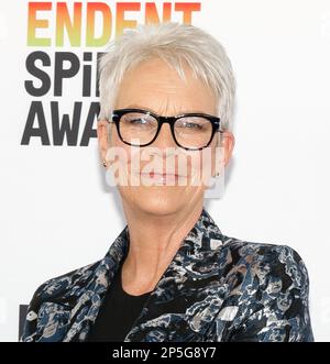 Santa Monica, Californie - 04 mars 2023 : Jamie Lee Curtis participe aux Prix de l'Esprit indépendant du film 2023 Banque D'Images