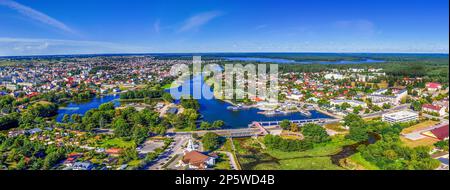 Vue aérienne de la ville d'Augustów, Podlaskie Voivodeship Banque D'Images