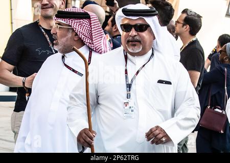 Sakhir, Bahreïn. , . Championnat du monde F1 2023. Bahreïn GP. HDH Prince Salman bin Hamad Al Khalifa Prince héritier du Royaume de Bahreïn.MANAMA, BAHREÏN, circuit de Sakhir, 5. Mars 2023: S.A.R. Prince Salman bin Hamad Al Khalifa Prince héritier du Royaume de Bahreïn pendant le Grand Prix de Formule 1 de Bahreïn au circuit international de Bahreïn près de la ville de Manama dans la ville de Sakhir sur 05 mars. 2023. Formula 1 - F1 Motorsport, image payante, photo et copyright © Cristiano BARNI/ ATP images (BARNI Cristiano /ATP/SPP) crédit: SPP Sport Press photo. /Alamy Live News Banque D'Images