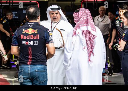 Sakhir, Bahreïn. , . Championnat du monde F1 2023. Bahreïn GP. HDH Prince Salman bin Hamad Al Khalifa Prince héritier du Royaume de Bahreïn.MANAMA, BAHREÏN, circuit de Sakhir, 5. Mars 2023: S.A.R. Prince Salman bin Hamad Al Khalifa Prince héritier du Royaume de Bahreïn pendant le Grand Prix de Formule 1 de Bahreïn au circuit international de Bahreïn près de la ville de Manama dans la ville de Sakhir sur 05 mars. 2023. Formula 1 - F1 Motorsport, image payante, photo et copyright © Cristiano BARNI/ ATP images (BARNI Cristiano /ATP/SPP) crédit: SPP Sport Press photo. /Alamy Live News Banque D'Images