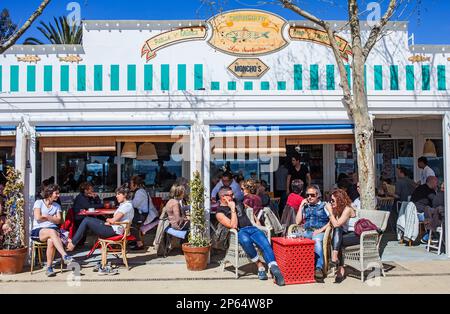 Le Chiringuito Las Sardinitas dans Nova Icària,plage, Barcelone, Espagne Banque D'Images
