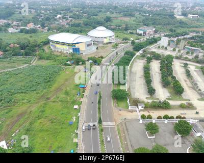 Bogor, Indonésie - novembre 14 2022. vue aérienne de la salle de sport de la ville de bogor. photo du concept de bâtiment sportif. Banque D'Images