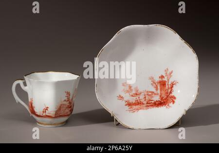 Fabrique de porcelaine de Vincennes, coupe et soucoupe, vers 1750, porcelaine à pâte molle. Banque D'Images