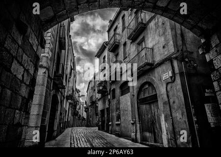 Rues de la ville historique de Montblanc, Tarragone, Catalogne, Espagne Banque D'Images