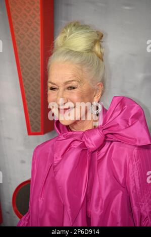 Helen Mirren participe au screening spécial de Shazam! Fureur des Dieux à Cineworld Leicester Square, Londres, Royaume-Uni. Date de la photo : 7th mars 2023. Banque D'Images