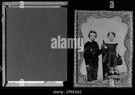 Inconnu, Portrait de deux enfants, ambrotype. Banque D'Images