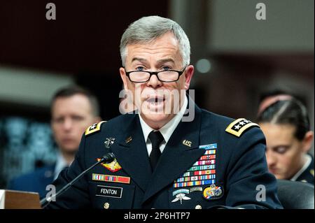 Washington, États-Unis. 07th mars 2023. Le général Bryan Fenton, Commandement des opérations spéciales des États-Unis, prenant la parole à l'audience du Comité des services armés du Sénat aux États-Unis Capitol (photo de Michael Brochstein/Sipa USA) Credit: SIPA USA/Alay Live News Banque D'Images