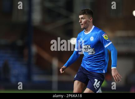 Peterborough, Royaume-Uni. 07th mars 2023. Harrison Burrows (pu) au Peterborough United contre Shrewsbury Town EFL League One, au Weston Homes Stadium, Peterborough, Cambridgeshire. Crédit : Paul Marriott/Alay Live News Banque D'Images