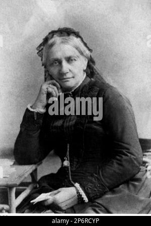 1880 c, GRANDE-BRETAGNE : le pianiste et compositeur allemand CLARA SCHUMANN ( née WIECK , 1819 - 1896 ) . Femme de Robert Schumann , qui a utilisé certaines de ses mélodies pour sa composition. Elle a composé un concerto pour piano fin et quelques chansons et chansons pour piano seul. Elle était l'une des plus remarquables pianiste de son temps. Photo par Elliott et Fry , Londres . - COMPISITORE - OPERA LIRICA - CLASSICA - CLASSIQUE - PORTRAIT - RITRATTO - MUSICISTA - MUSICA - GANTS - GUANTI -- ARCHIVIO GBB Banque D'Images