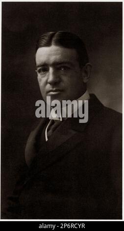 1890 CA , Paris , France : Sir ERNEST HENRY SHACKLETON ( 1874 – 1922 ) était un explorateur irlandais, aujourd'hui surtout rappelé pour son expédition en Antarctique de 1914 à 1916 dans le navire Endurance. Photo de NADAR , Paris , France . - SCIENZA - SCIENCE - ESPLORATORE - EXPLORER - ESPLORAZIONI - ANTARTIDE --- ARCHIVIO GBB Banque D'Images