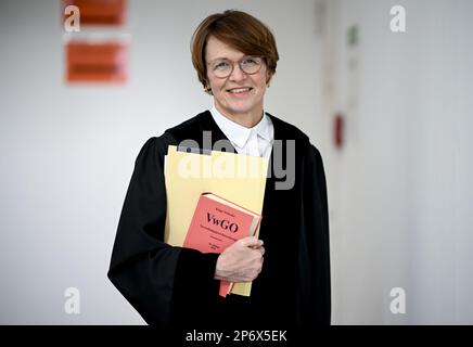 Berlin, Allemagne. 06th mars 2023. Le juge Elke Büdenbender est au tribunal administratif de Berlin. L'épouse du Président fédéral travaille à temps partiel en tant que juge depuis mai 2022. Credit: Britta Pedersen/dpa/Alay Live News Banque D'Images