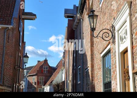 Bâtiments historiques situés le long de la rue Muurhuizen à Amersfoort, Utrecht, pays-Bas Banque D'Images