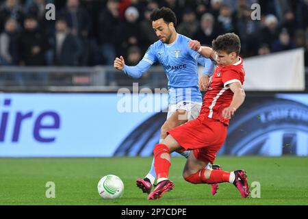 Rome, Latium. 07th mars 2023. Felipe Anderson de SS Lazio, Milos Kerkez AZ Alkmaar pendant le football UEFA Conférence Ligue Match série A Match Lazio v AZ Alkmaar, Stadio Olimpico Rome, Italie, 07 mars 2023 Fotografo01 crédit: Agence de photo indépendante/Alamy Live News Banque D'Images