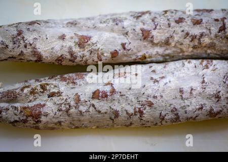 Llonganissa (saucisse de porc séchée et séchée catalane) Banque D'Images