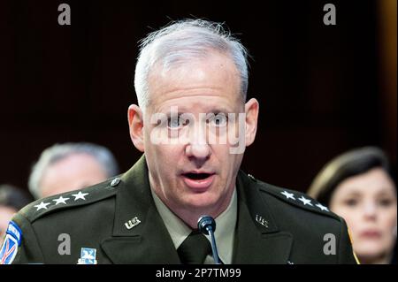 Washington, États-Unis. 08th mars 2023. Le lieutenant-général Scott Berrier, directeur de l'Agence du renseignement de la défense (DIA), s'exprimant lors d'une audience du Comité du renseignement du Sénat au Capitole des États-Unis. Crédit : SOPA Images Limited/Alamy Live News Banque D'Images