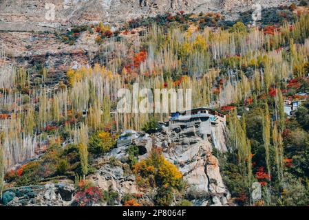 Allah tout-puissant a béni le Pakistan avec une beauté esthétique et naturelle. Il a beaucoup d'endroits qui sont couverts de mort avec de belles scènes. Tel gla Banque D'Images