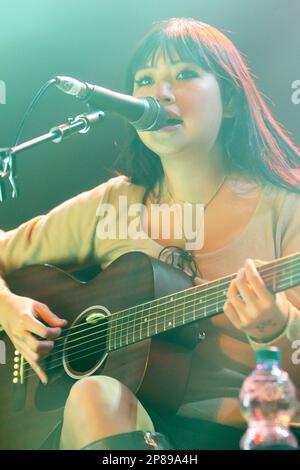 Milan, Italie. 08th mars 2023. Le chanteur-compositeur philippin-britannique Beabadoobee - nom réel Beatrice Kristi Ilejay Laus - en concert à Magazzini Generali à Milan, Italie, on 08 mars 2023 (photo de Mairo Cinquetti/NurPhoto) crédit: NurPhoto SRL/Alay Live News Banque D'Images