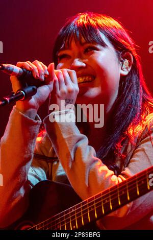 Milan, Italie. 08th mars 2023. Le chanteur-compositeur philippin-britannique Beabadoobee - nom réel Beatrice Kristi Ilejay Laus - en concert à Magazzini Generali à Milan, Italie, on 08 mars 2023 (photo de Mairo Cinquetti/NurPhoto) crédit: NurPhoto SRL/Alay Live News Banque D'Images