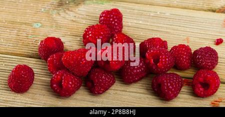 Petits fruits framboise rouge mûre fraîche closeup Banque D'Images
