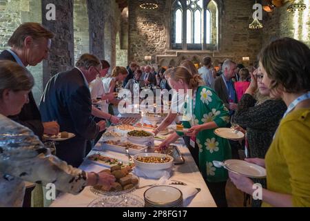 Banquet après une conférence scientifique médicale au Haakon’s Hall de Bergenshus Fortress à Bergen, Norvège. La fortification a été construite vers 1240. Banque D'Images