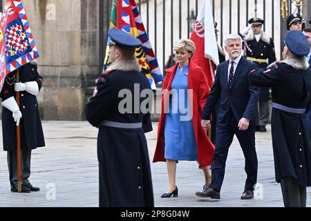 Prague, République tchèque. 09th mars 2023. Le président élu Petr Pavel et sa femme Eva Pavlova arrivent pour son investiture au château de Prague, à 9 mars 2023, à Prague. Crédit : Michal Kamaryt/CTK photo/Alay Live News Banque D'Images