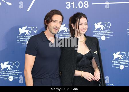 Adrien Brody Ana de Armas première Blond 79ª edizione della Mostra internazionale d'arte cinematografica photocall 2022 Banque D'Images