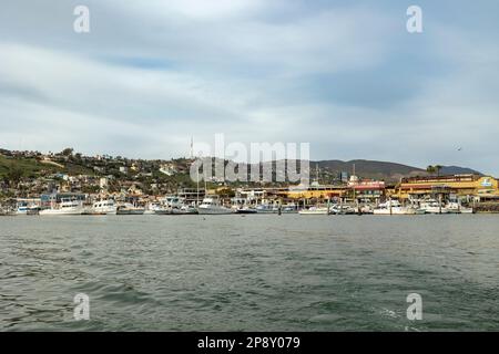 Ensenada, Basse-Californie, Mexique - vue de l'océan de la marina Banque D'Images