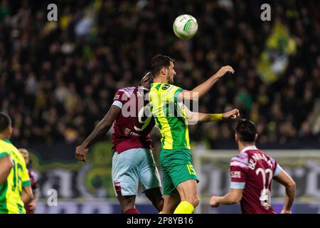 AEK Larnaca fait face à West Ham United pour un match de la Ligue de la Conférence européenne de l'UEFA Europa Round 16-1st Leg au stade Aek Arena de Larnaca-Chypre le 09 mars 2023. Banque D'Images