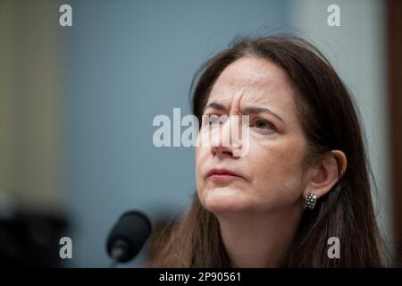 Washington, États-Unis. 09th mars 2023. Le directeur, avril Haines, Bureau du directeur du renseignement national, comparaît devant un comité permanent du renseignement de la Chambre sur les menaces mondiales annuelles, dans l'immeuble du Bureau de la Maison-Cannon à Washington, DC, Etats-Unis, jeudi, 9 mars, 2023. Photo de Rod Lamkey/CNP/ABACAPRESS.COM crédit: Abaca Press/Alay Live News Banque D'Images