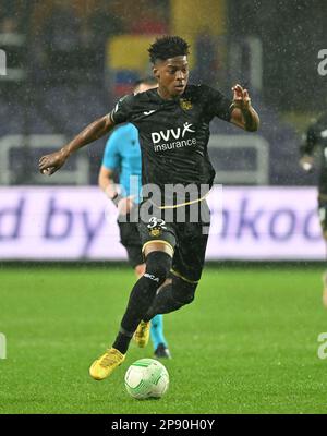 Bruxelles , Belgique . 09/03/2023, Nilson Angulo (32) d'Anderlecht photographié lors d'un match de football entre RSC Anderlecht et Villarreal CF dans les 1/8 e finales de l'UEFA Europa Conference League pour la saison 2022-2023 , le jeudi 9 mars 2023 à Bruxelles , Belgique . PHOTO SPORTPIX | David Catry Banque D'Images