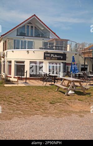 LITTLESTONE SUR LE BORD DE MER MULBERRY PUB KENT Banque D'Images