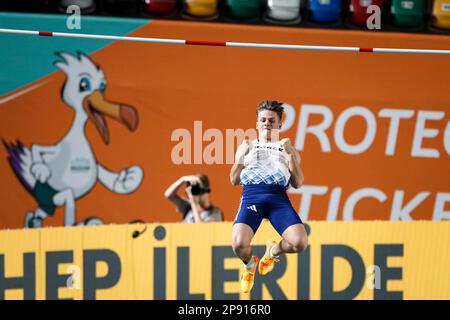 Istanbul, Turquie, 4 mars 2023. Thibaut Collet, de France, participe à Pole Vault Men lors des championnats européens d'athlétisme 2023 - jour 2 à l'Atakoy Arena d'Istanbul, Turquie. 4 mars 2023. Crédit : Nikola Krstic/Alay Banque D'Images