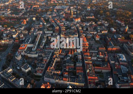 Świdnica, Pologne : vue aérienne de la ville de Swidnica, une ville du sud-ouest de la Pologne dans la région de Basse-Silésie. Banque D'Images