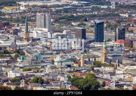 Vue sur le centre-ville avec EV. Stadtkirche St Marien, St. Reinoldikirche, IWO, tour RWE, Sparkassenhochhhaus, tour Harenberg City-Centre an Banque D'Images