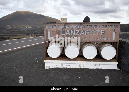 panneau de signalisation pour les bateaux rubicon dans la région viticole de la geria Lanzarote, îles Canaries, Espagne Banque D'Images