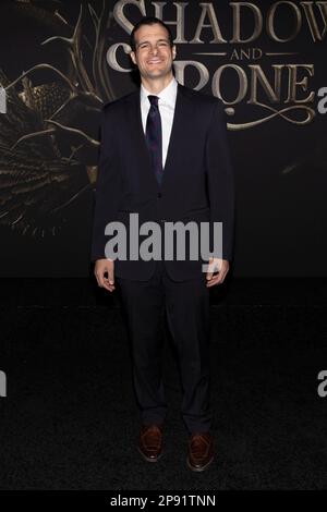 Los Angeles, États-Unis. 09th mars 2023. Pouya Shahbazian assiste aux arrivées de Netflix Shadow and Bone Premiere au Tudum Theatre de Los Angeles, CA sur 9 mars 2023. (Photo de Corine Solberg/Sipa USA) crédit: SIPA USA/Alay Live News Banque D'Images